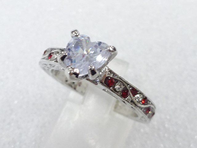 CRYSTAL FASHION RING / JP SIZE 18